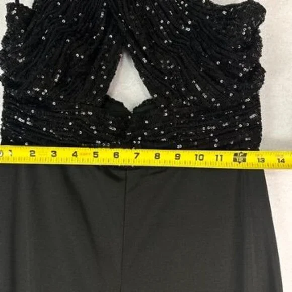 Mac Duggal Sequin Bodice Halter Wide Leg Formal Jumpsuit Open Back Size 6 NWT